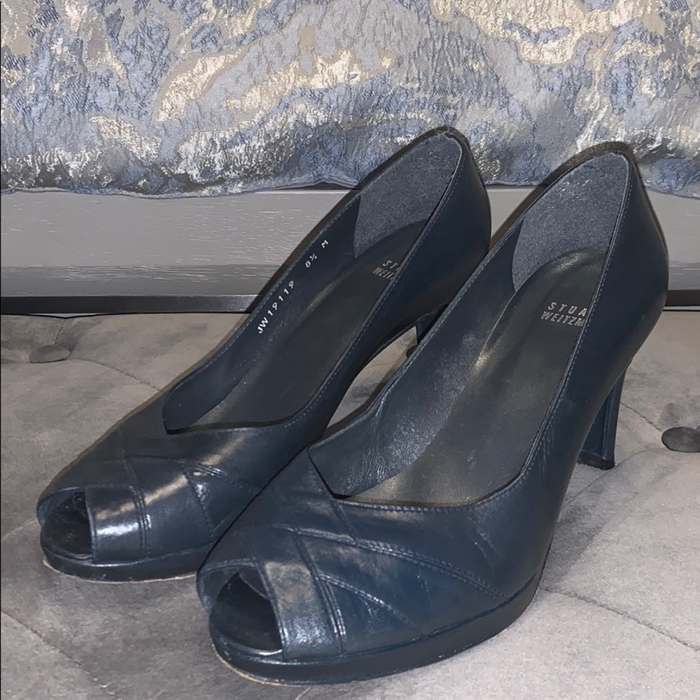 Stuart Weitzman Black Pumps